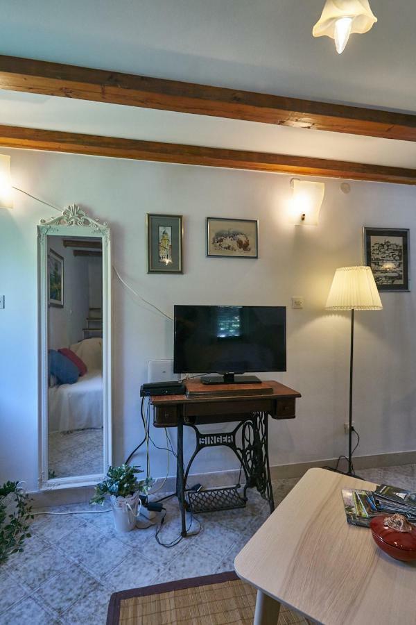 Holiday Home Olive Mill Млини Экстерьер фото